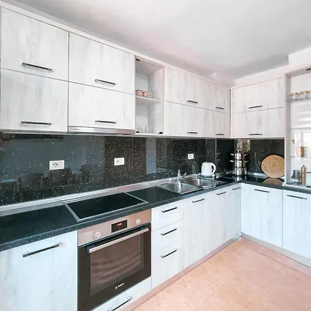 Urban Retreat Self Check-in 24h Apartman Tirana
